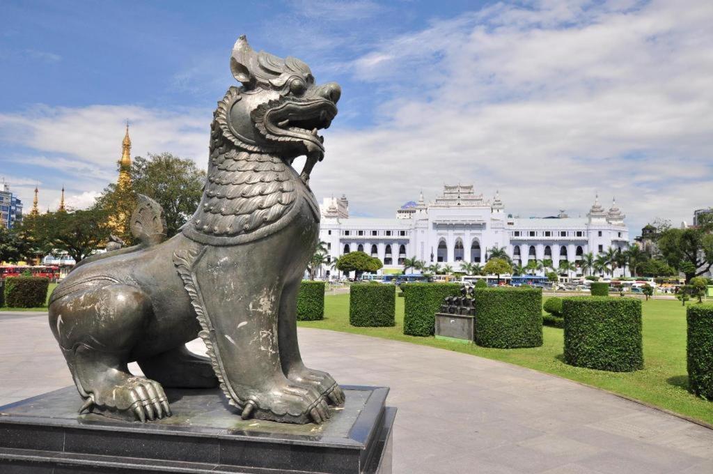 Yangon Urban Hotel Εξωτερικό φωτογραφία