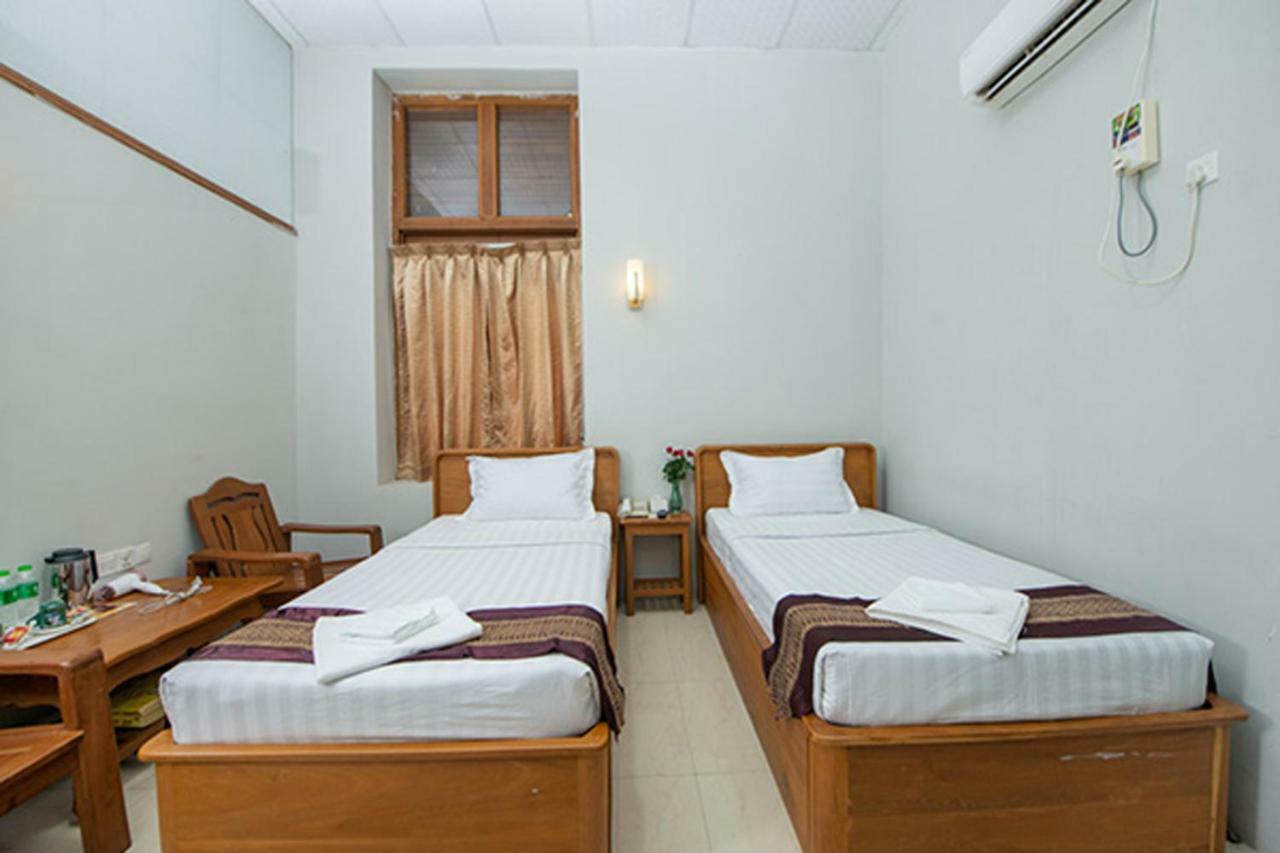 Yangon Urban Hotel Εξωτερικό φωτογραφία