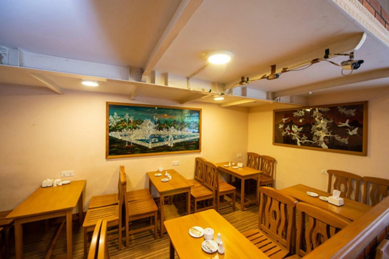 Yangon Urban Hotel Εξωτερικό φωτογραφία