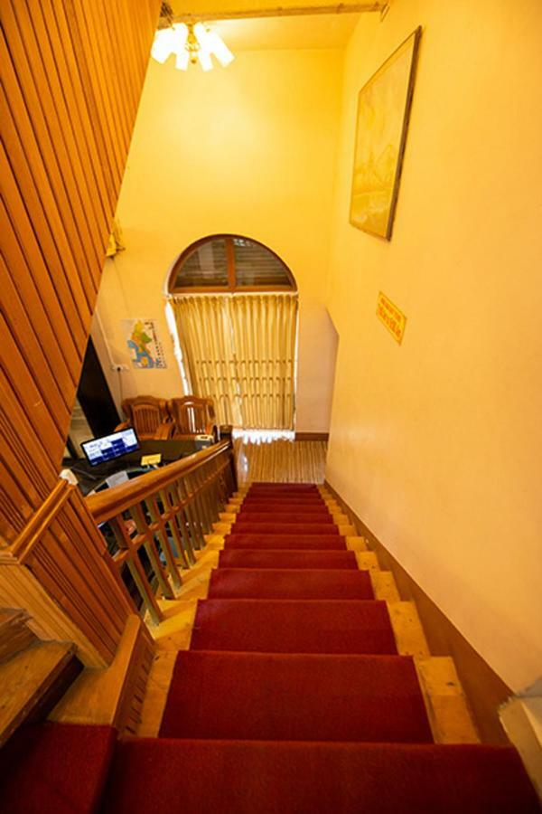 Yangon Urban Hotel Εξωτερικό φωτογραφία